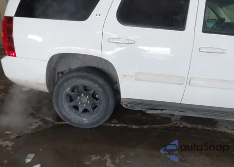 2009 Chevrolet Tahoe Lt2 z USA, uszkodzony, nr VIN 1GNEC233X9R302233